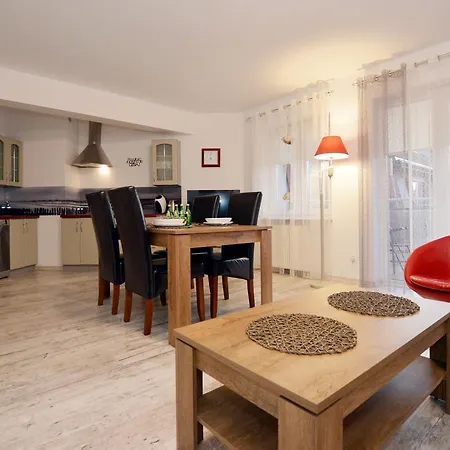 Przy Latarni Morskiej Apartment