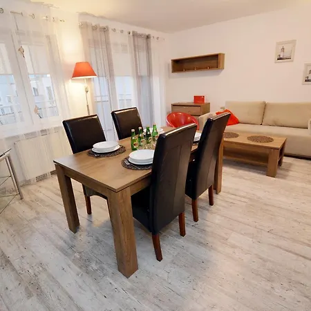 Apartment Przy Latarni Morskiej Kolobrzeg